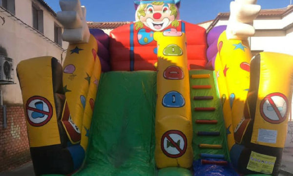 Alquiler hinchable payaso
